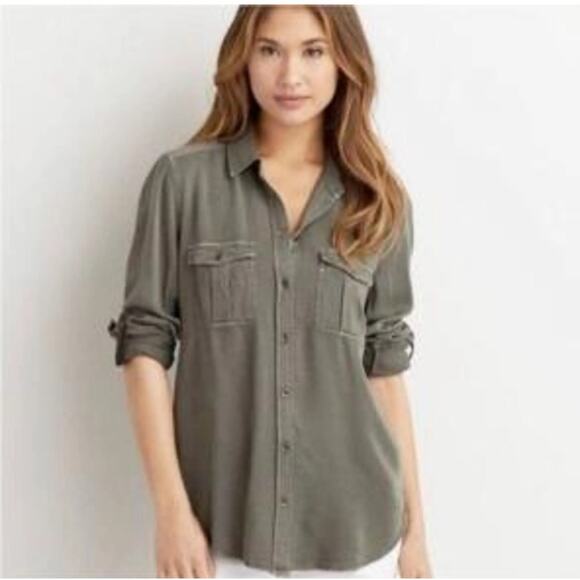 Standard Grace Rolled Sleeve Hi-Low Button-Up Shirt Olive Women's Size Large NWT - Picture 1 of 8